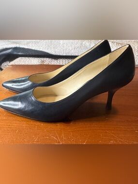 Cole Haan Navy Leather Pointed-Toe Pumps - Women's